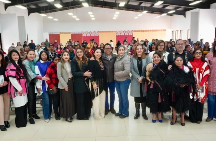 Botón de alerta al C5 y relojes inteligentes para proteger a mujeres en Chiapas: Llaven Abarca