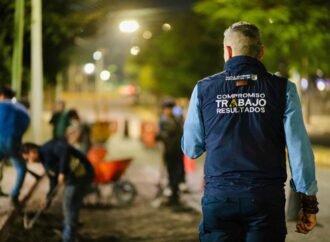 Programas “Colonias al 100” y “Bacheando Tuxtla” operan durante la madrugada