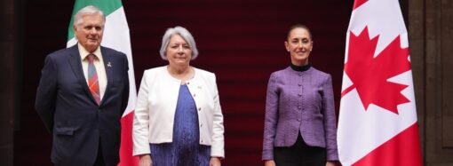 Claudia Sheinbaum y Salma Hayek presentan plan de apoyo al cine