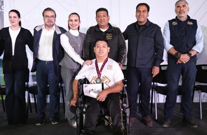 Eduardo Ramírez elevará a rango constitucional apoyo a deportistas