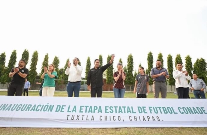 Eduardo Ramírez inaugura selectivo de futbol en Tuxtla Chico