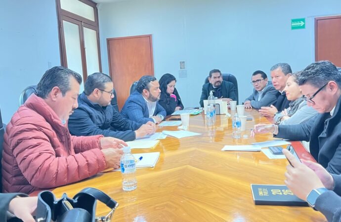 Chiapas regulariza pagos y ascensos del magisterio federalizado