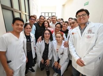 Eduardo Ramírez activa Red de Salud Bucal y entrega camiones en Comitán